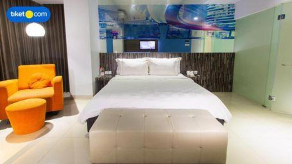 จี สวีท โฮเทล บาย อมิทยา Hotel สุราบายา ภายนอก รูปภาพ